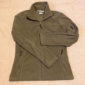 Columbia fleece jacket size MEDIUM